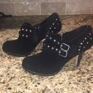 Women’s black heals